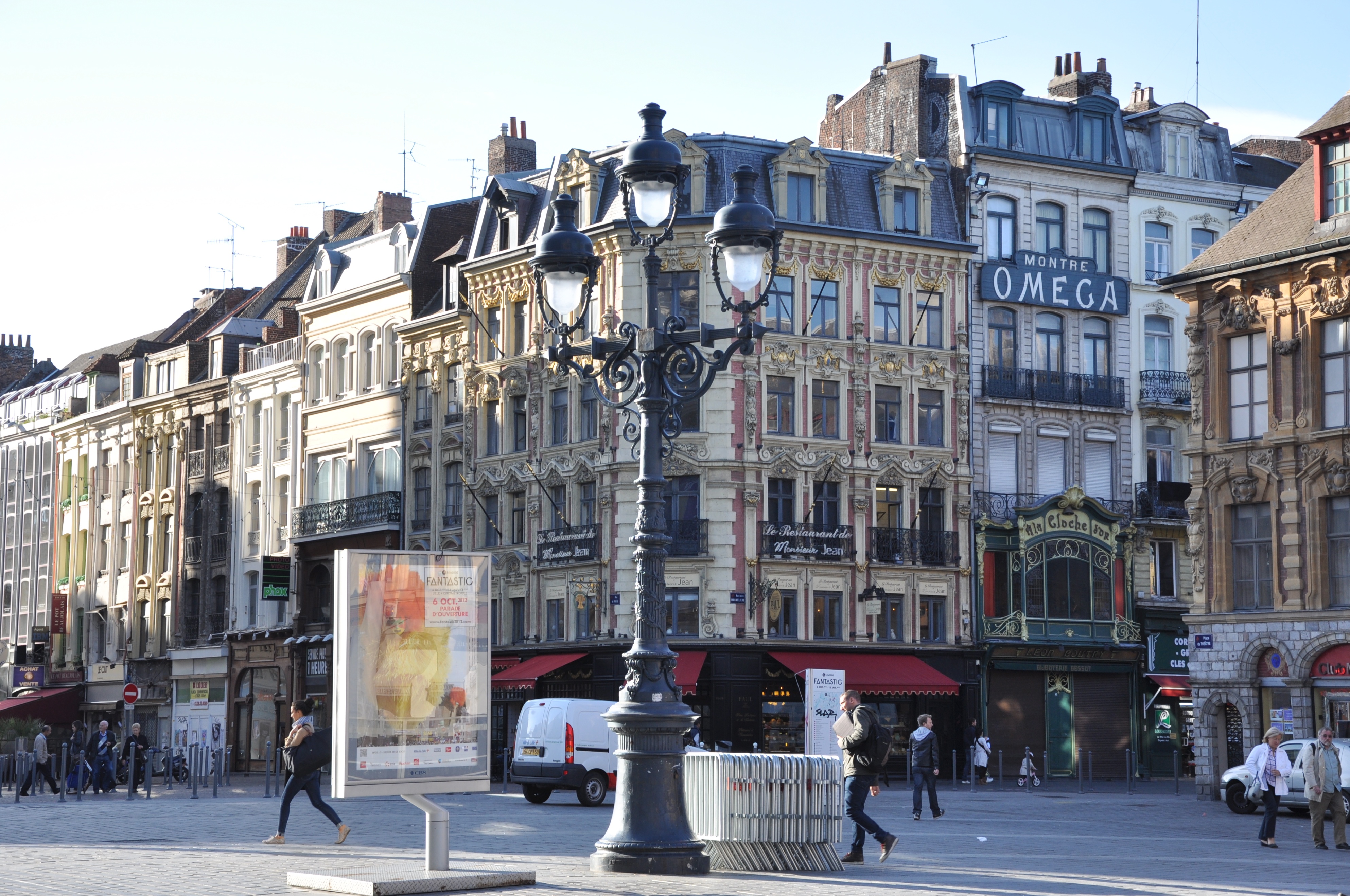 里尔卢浮宫,戴高乐里尔