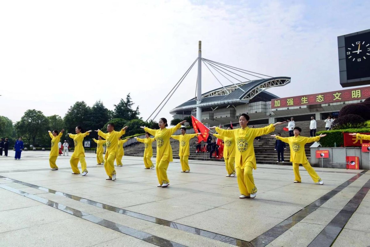 衡阳蒸湘区：品太极韵味享健康生活