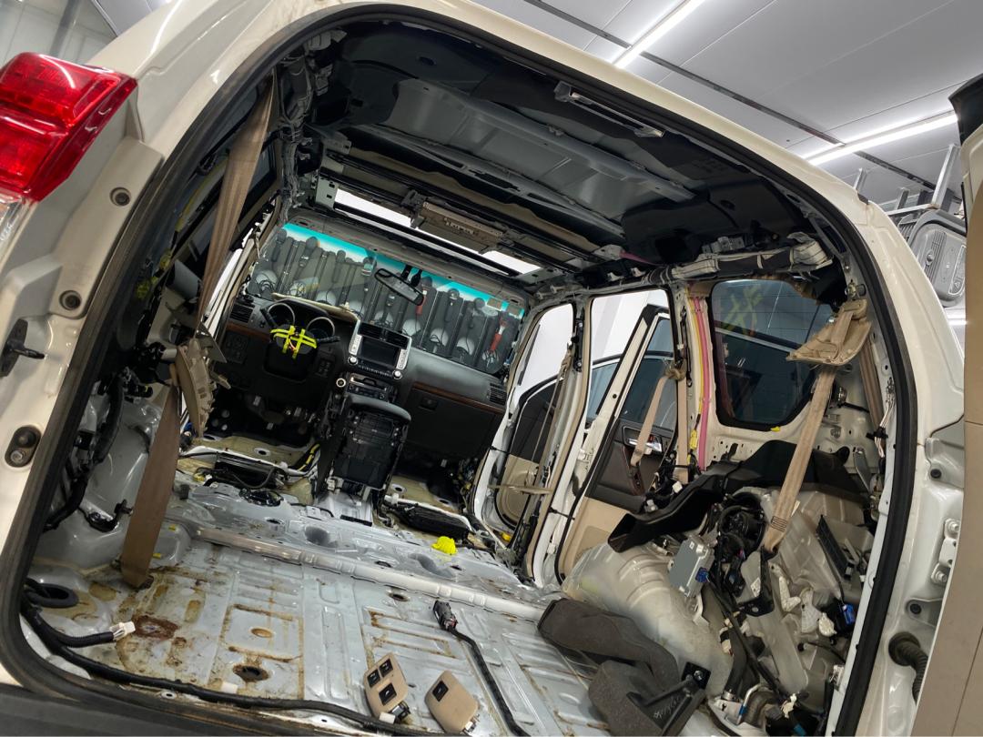 老旧丰田霸道修复,04年丰田霸道翻新改造全过程