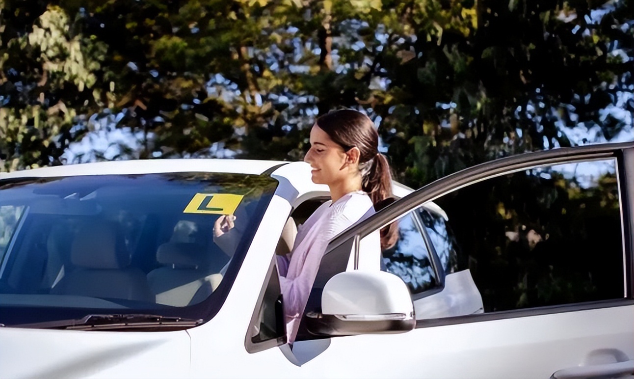 去墨尔本需要做什么准备,初到澳洲办卡