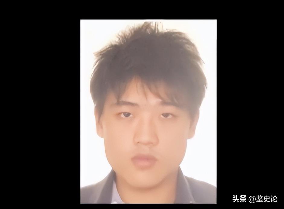 湖南小伙卖彩票一年挣80亿,湖南小伙在彩票店刮出100万大奖