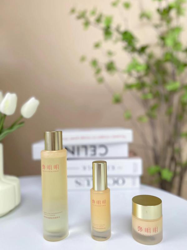 郑明明抗皱紧致套盒效果怎么样,郑明明润妍抗皱套组怎么样