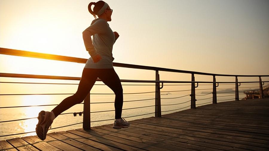 500以下能有什么好跑鞋？盘点一下2022网红跑鞋三剑客