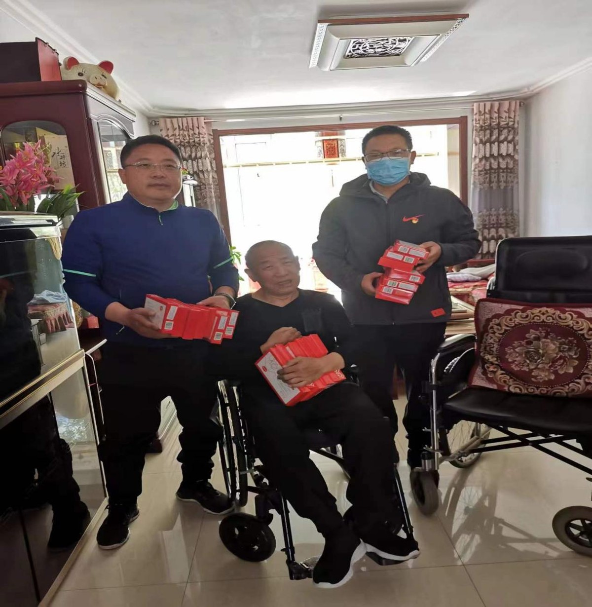 暖心小分队志愿服务暖民心,暖心服务小分队忙碌在群众身边