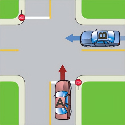 男子被撞飞赔10万,小哥被卡车撞飞