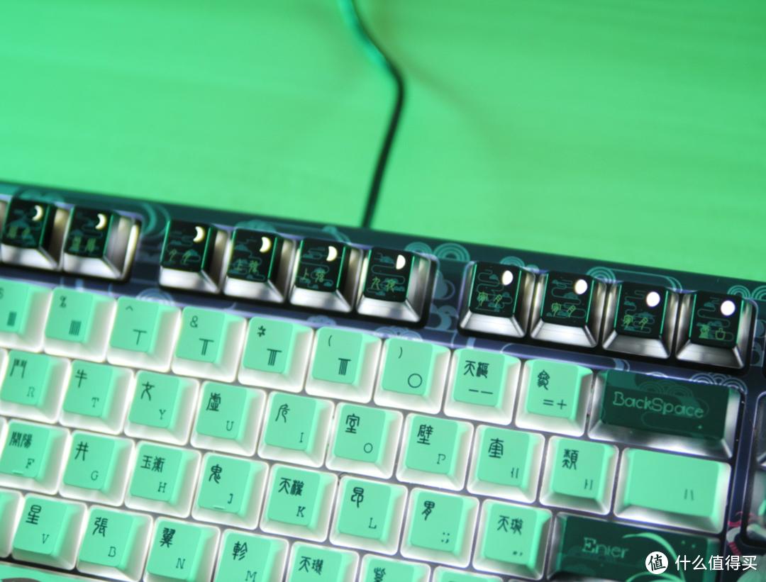 卷出高度卷出创新,推荐几款性价比高的黑轴机械键盘
