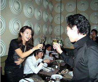 韩国女明星金喜善抖音,韩国女星金喜善