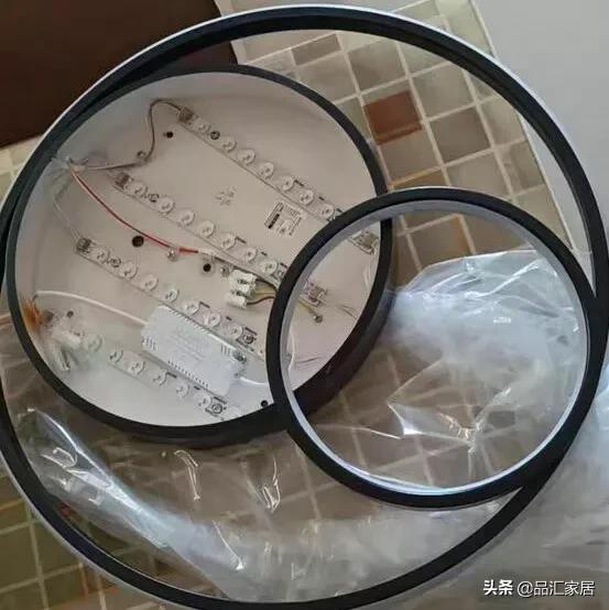 装修材料网购还是实体店,房屋装修需要在网上买什么