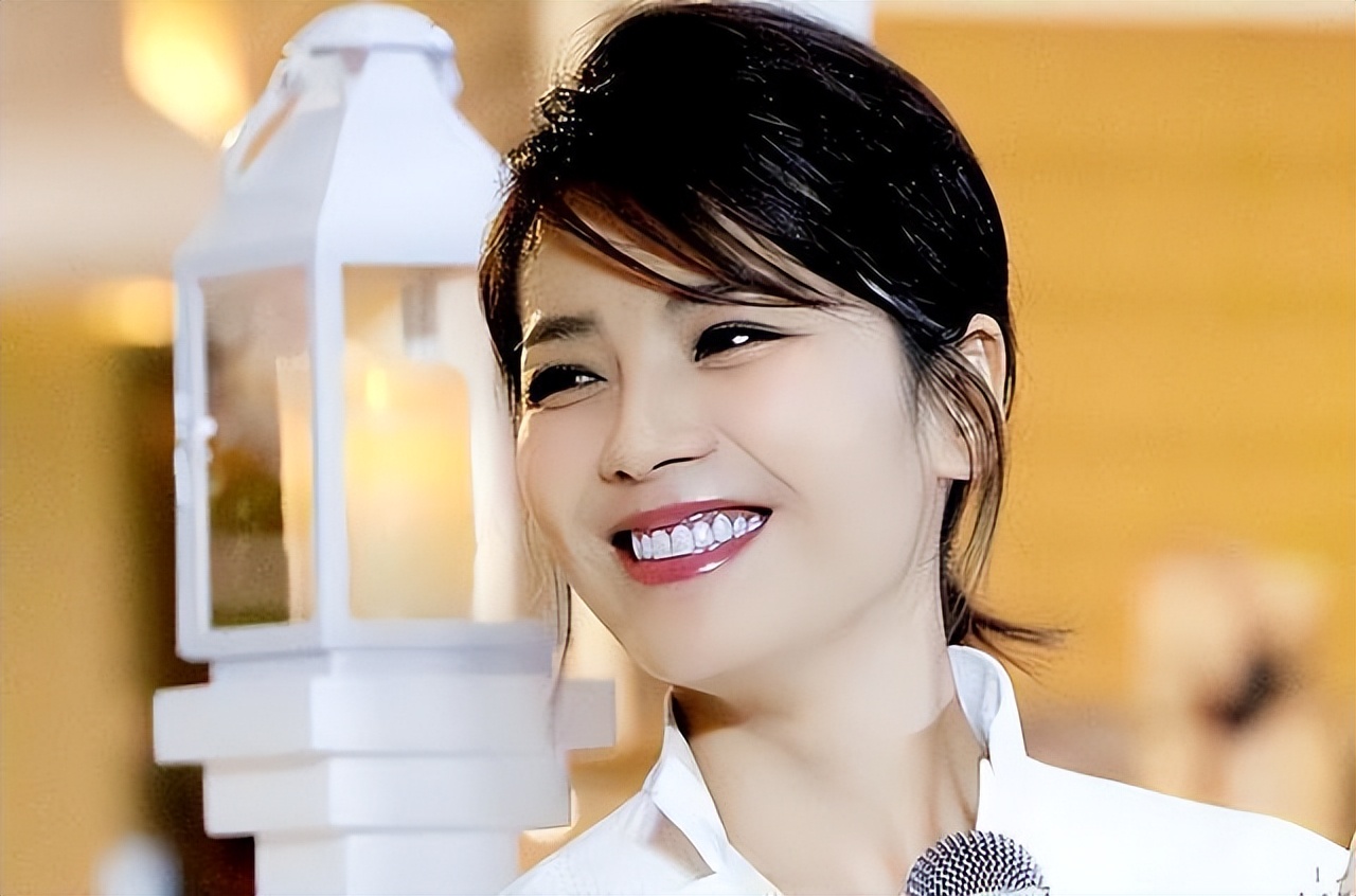 娱乐圈明星烤瓷牙,明星烤瓷牙合集