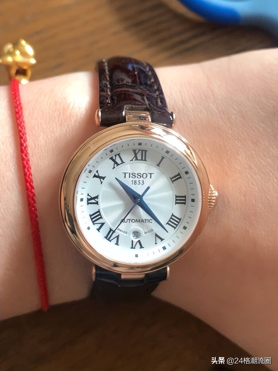 天梭小美人闪耀腕间,刘亦菲天梭广告小美人系列腕表