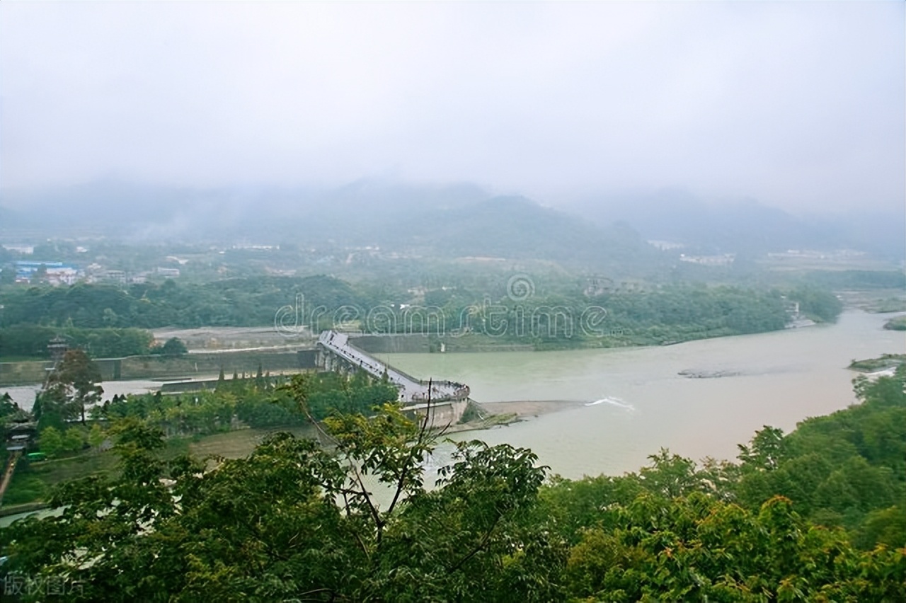 唐代王建的一生,王建是唐朝诗人吗