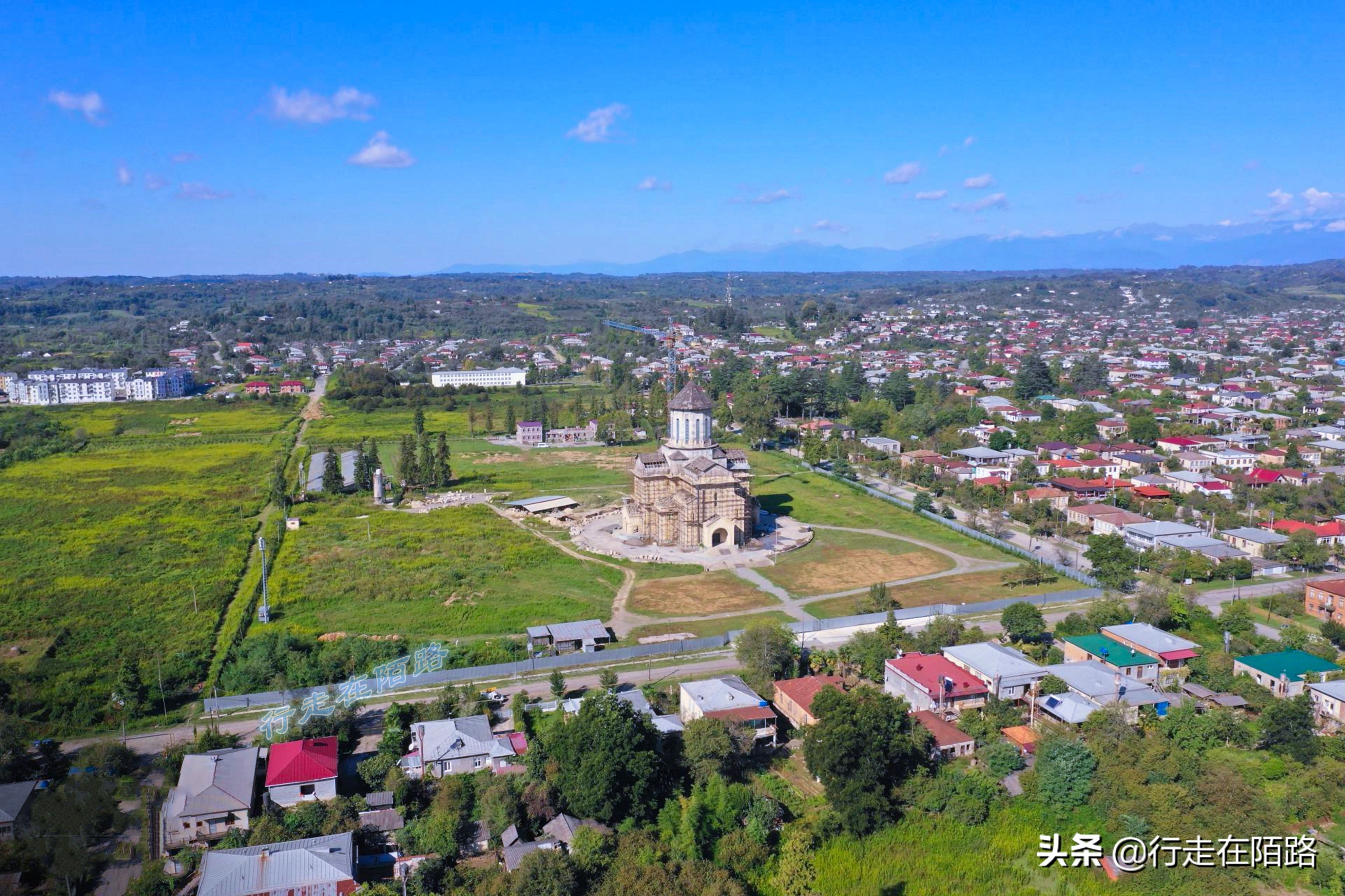 环游黑海第一个难关：海关盘查六个小时，靠一句话成功入境