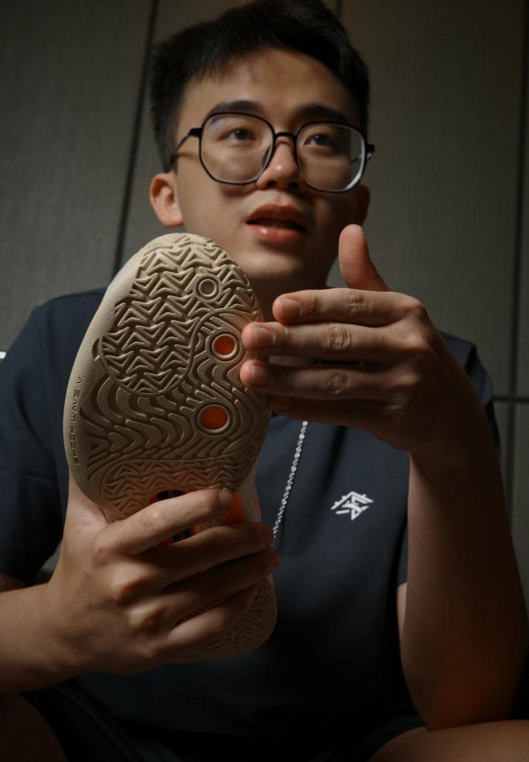 球鞋推荐2021年实战篮球鞋排行榜,突破速度型宽脚后卫球鞋推荐