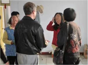 健身？从伪气功到真*教邪**——依法取缔“*轮法**功”*教邪**组织25年特稿之一