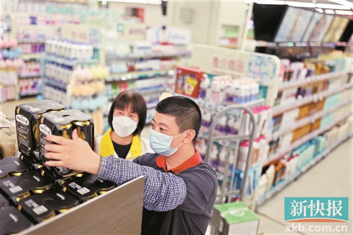 父母渐渐苍老容颜,父母渐渐老去的情形