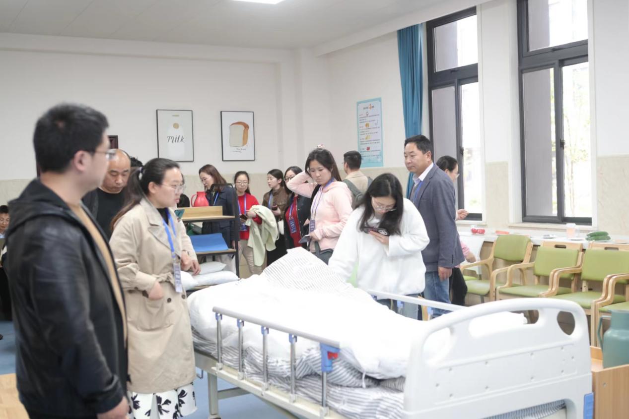 洛阳职业技术学院健康照护,全国职业学校养老照顾技能大赛