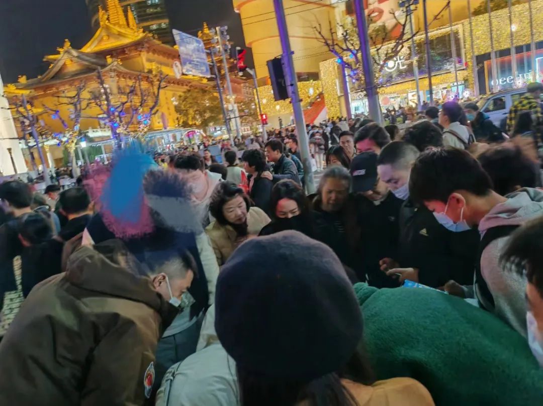 苹果一夜跌百分之3电量正常吗,苹果2210合约为何大跌