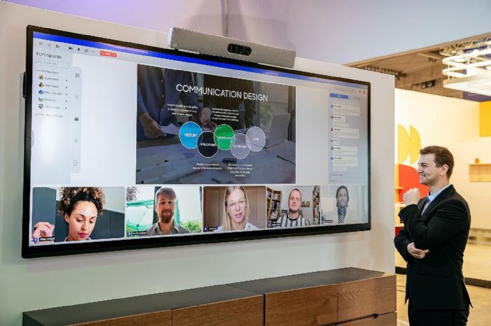 三星在ISE2024上展示通过SmartThings实现高级连接功能的商用显示系列