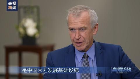 比利时前总统莱特姆,专访日本前首相