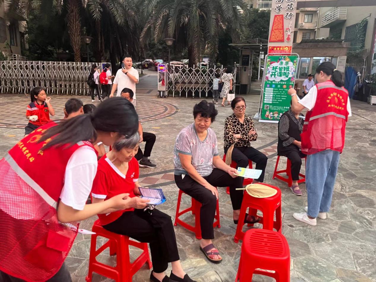 咸安希望桥社区:电影进小区,缔造“心”生活