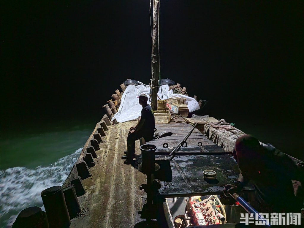 青岛开海渔船出海视频,青岛小港渔船出海