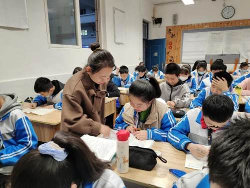 宝鸡市凤翔区课后服务,宝鸡初中有课后服务吗