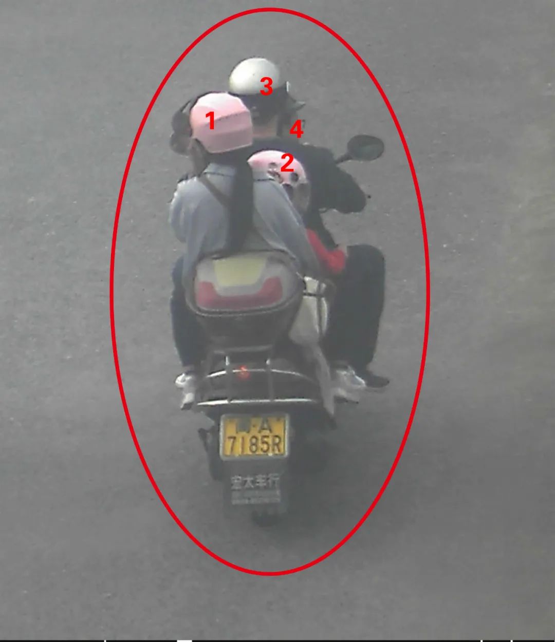 「交通曝光台」福清这些家长请长点心吧！骑二轮不能这样载孩子