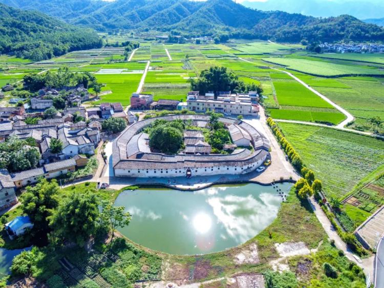 广东唯一能看到雪的地方,最靠近广东会下雪的城市