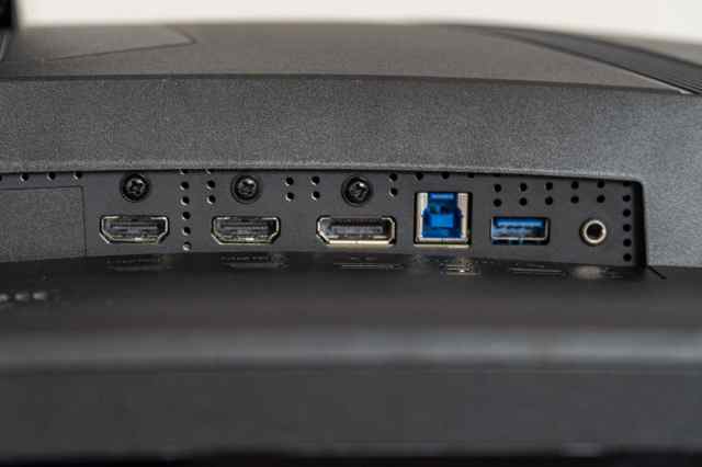 imax巨幕电影厅玩ps5,msi27英寸显示器测评