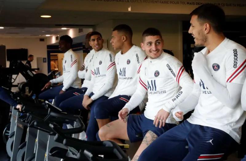 维拉蒂梅西抢圈,维拉蒂姆巴佩训练视频