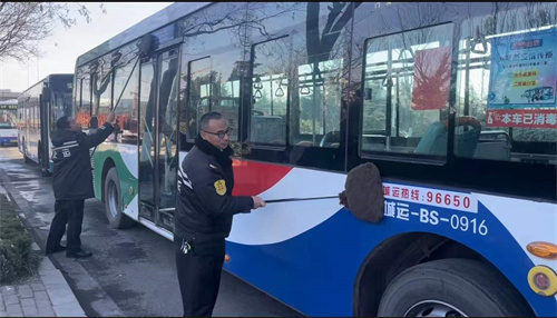 青岛温馨巴士与真情巴士,青岛温馨巴士136路