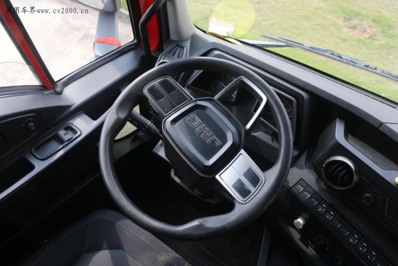 江铃威龙到底怎么样?究竟值不值得买?这位驾龄超20年的老司机告诉你