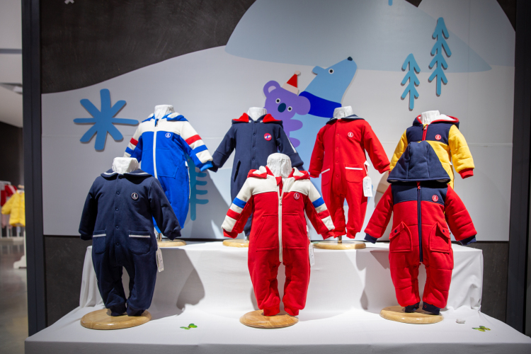 “来自邢台的年货”系列报道之三丨过新年，穿新衣！宁晋童装企业生产忙