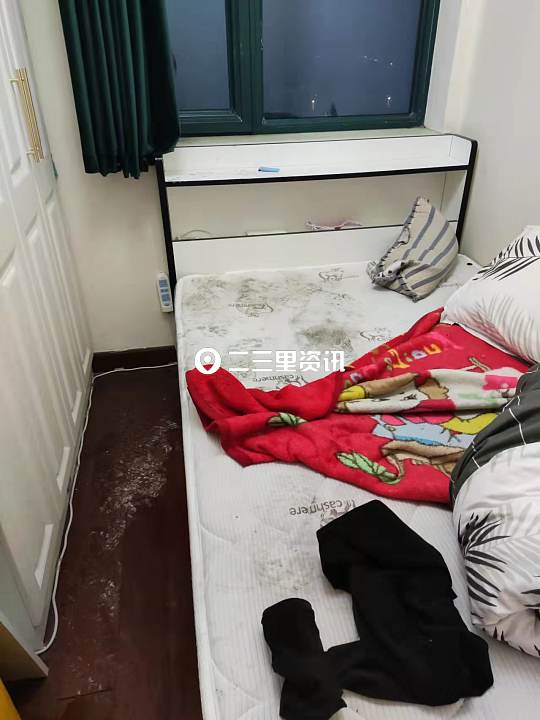 楼下着火了楼上住户还安全吗,楼下火灾楼上受灾需要报警吗