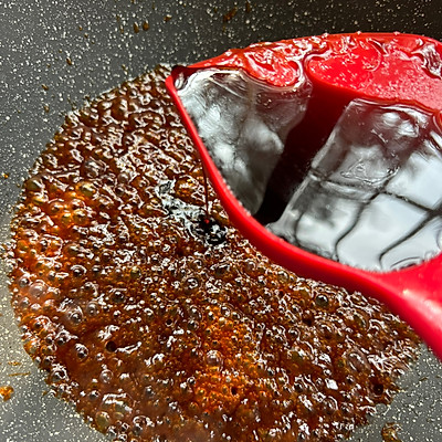 沉浸式吃卤鸡爪软烂脱骨,卤得很入味的脆皮鸡爪