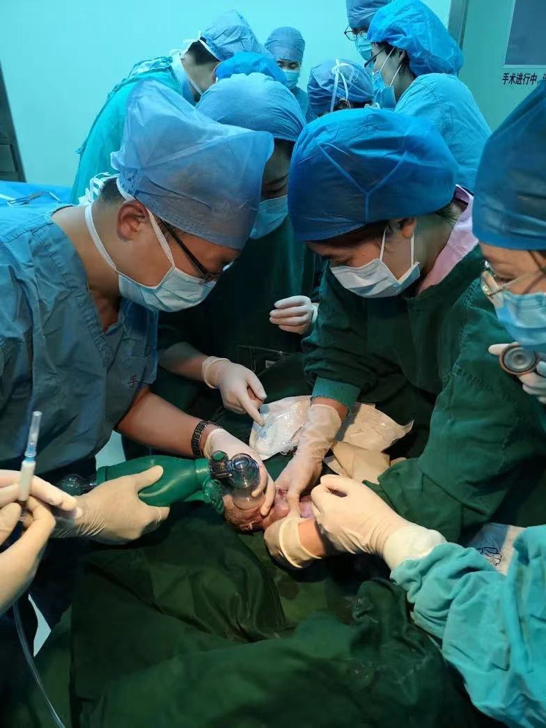 临床诊断确认妊娠医生说没有怀孕,腹痛到医院检查发现是怀孕