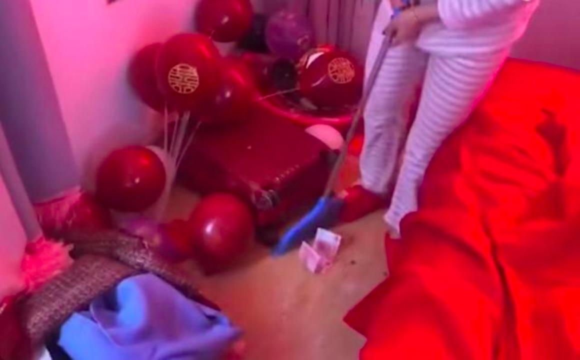 女子第一天被婆婆叫起床扫地,女子婚后第二天被婆婆喊扫地