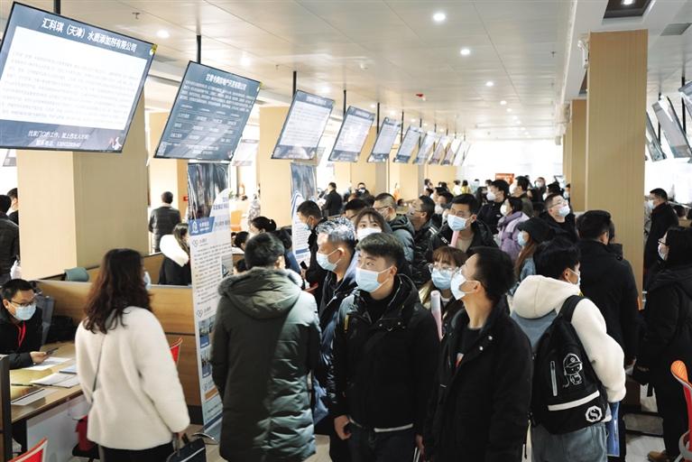 快来！这儿有上万岗位等着你2022年“智汇甘肃·春机无限”大型人才招聘会举行