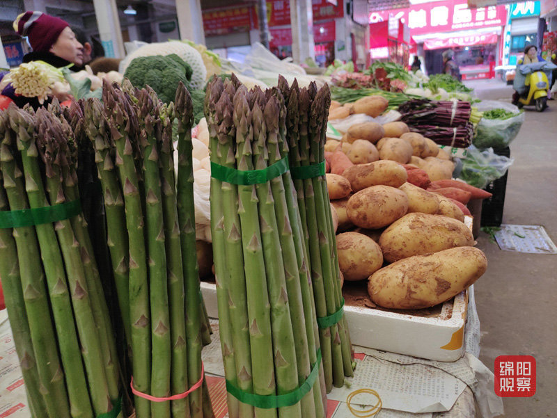 春菜已上市时鲜又便宜,成都春菜上市