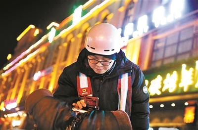 代驾小哥一个月挣了100元,代驾小哥如何月入过万