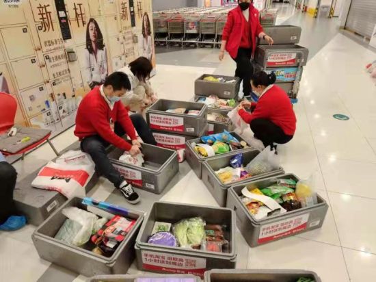 新成红骑手、蓝骑手、绿骑手上线保供应