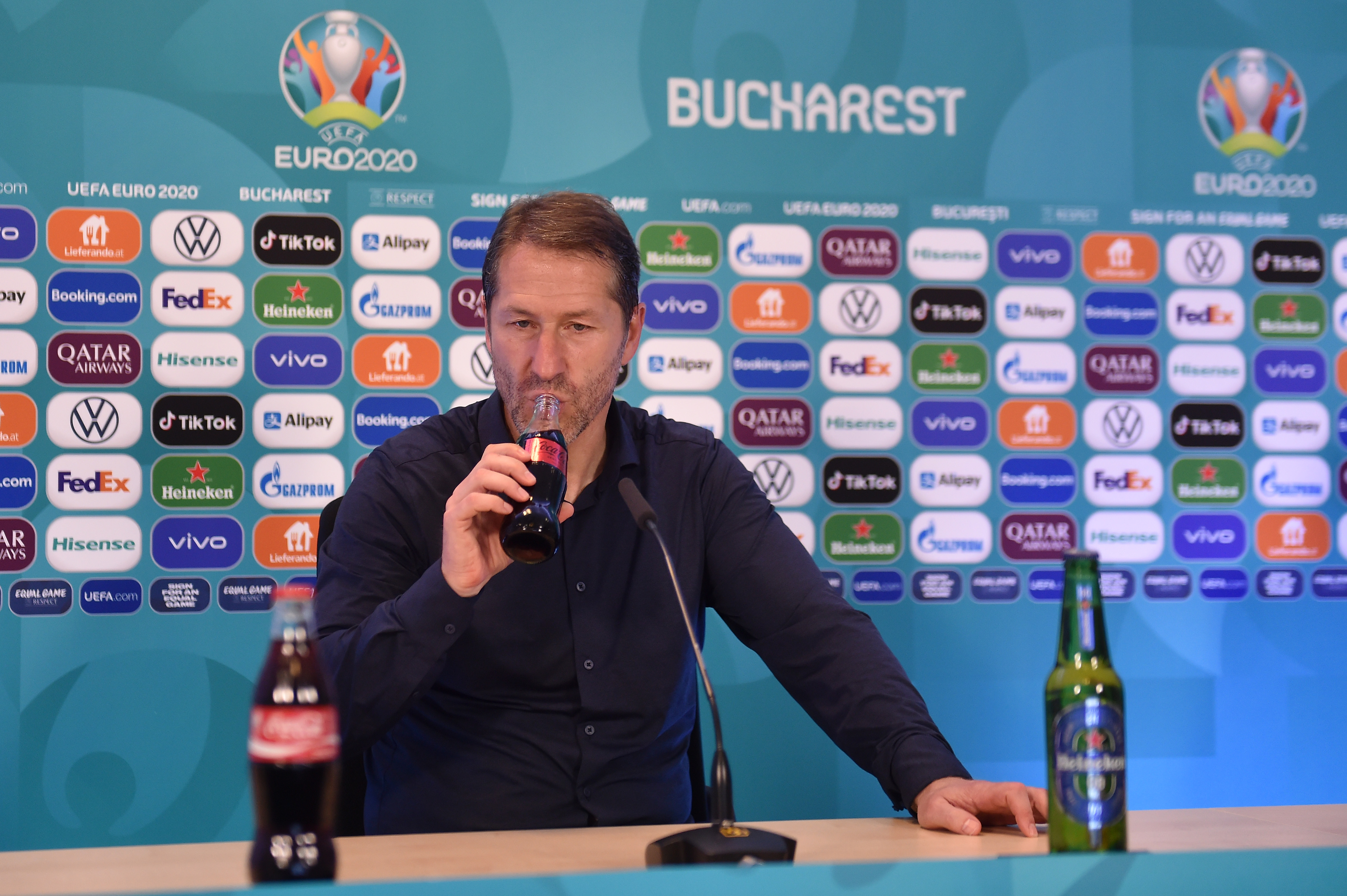 赵心童逆转胜希金斯,体坛体能测试