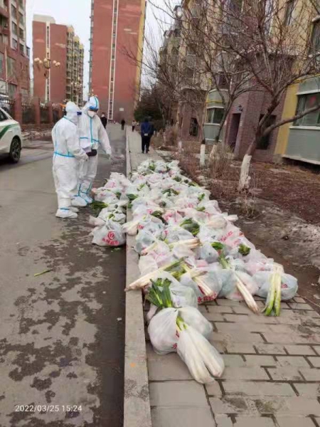 鐤儏涓俯鏆栫殑鐬棿鍚夋灄寤惰竟,鐤儏涓嬬殑娓╂殩鐬棿鍚夋灄