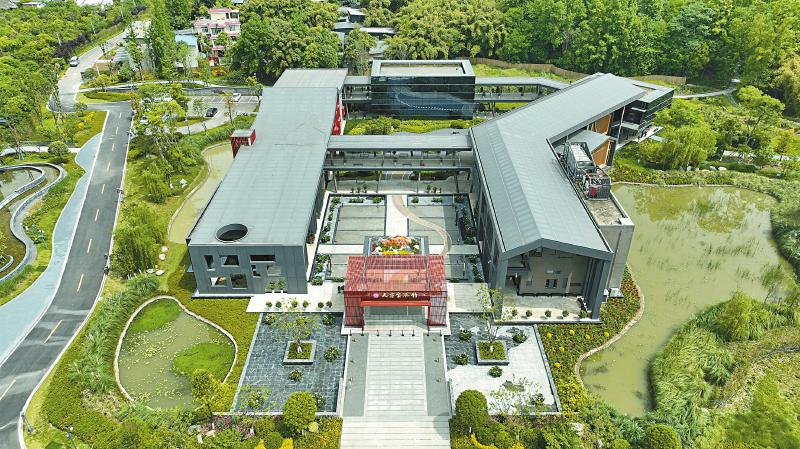 以纯正家风涵养新风正气——探访天府家风馆