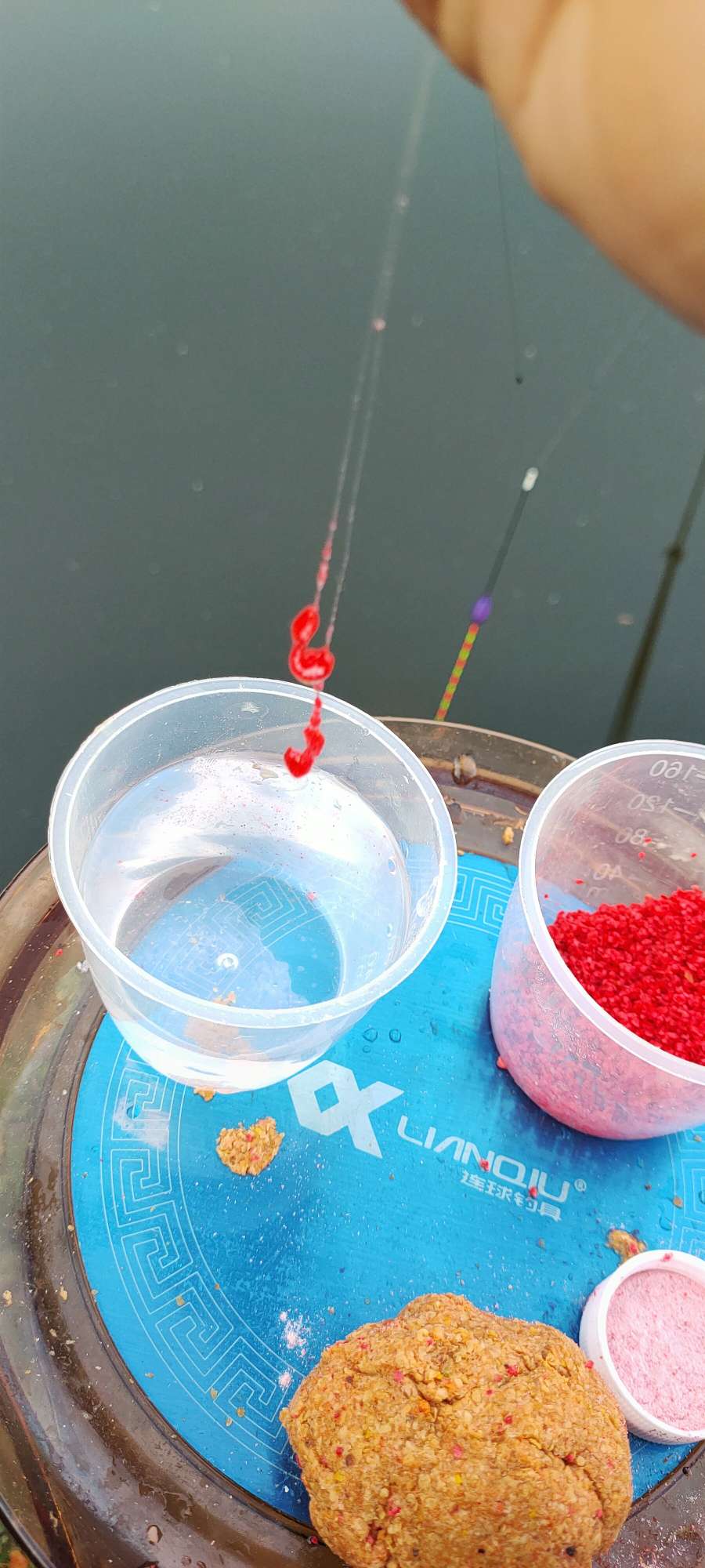 野钓避小鱼实战教学,小钩钓鱼如何避杂鱼