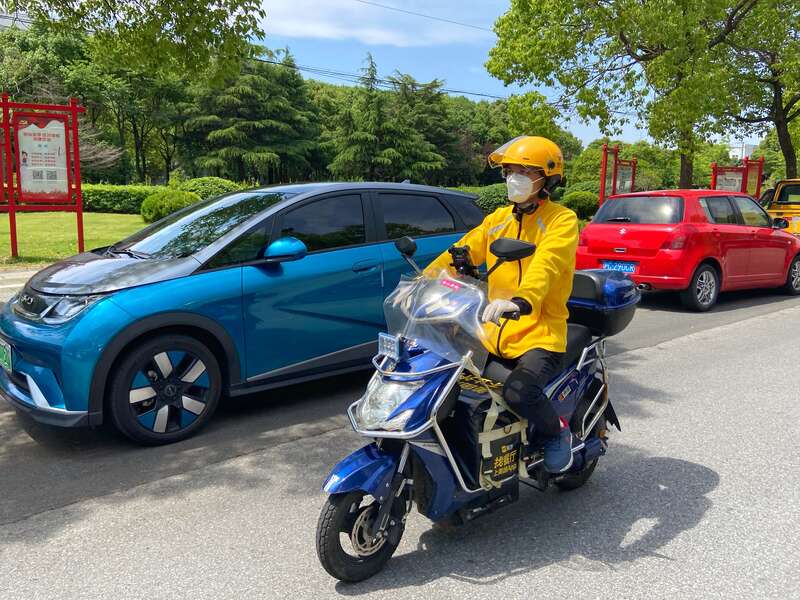 跑男帮助贫困孩子,跑男跑腿外送