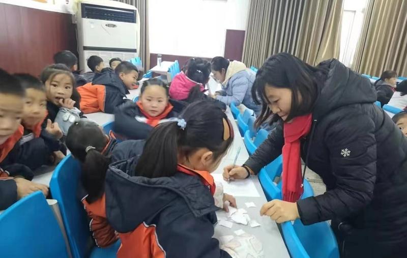 河南南阳市第三十三小学教研活动,南阳第三十三小学怎么样