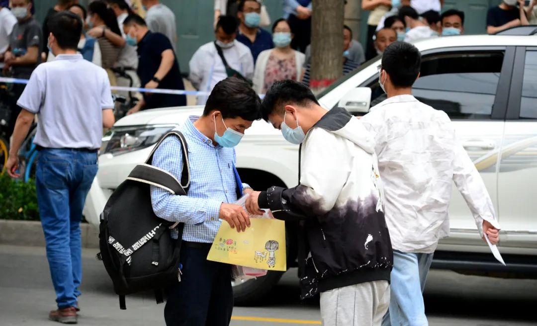 @甘肃19万学子：吃好睡好，轻松进考场