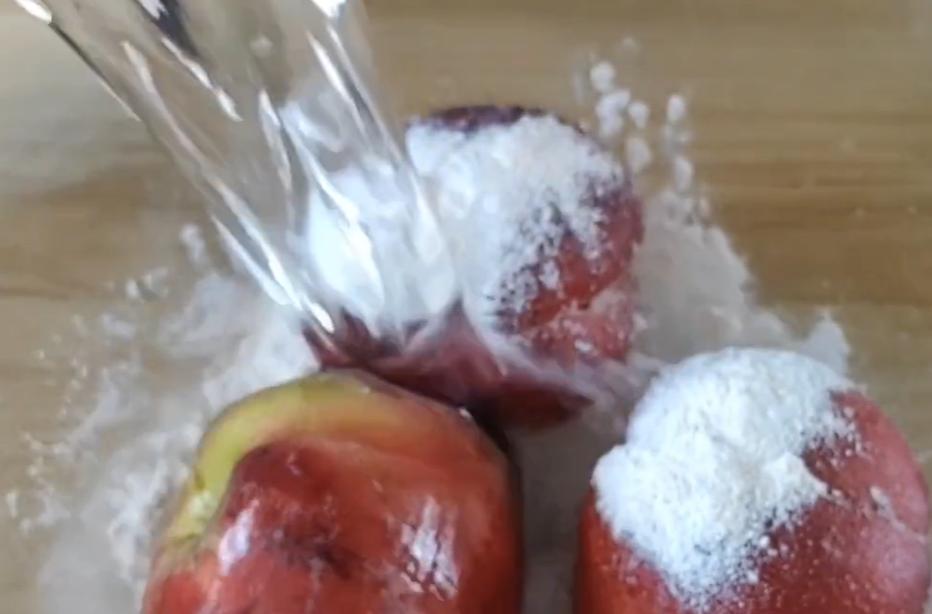 买桃子怎么样选才能让桃子不裂口,买桃子需要注意哪些