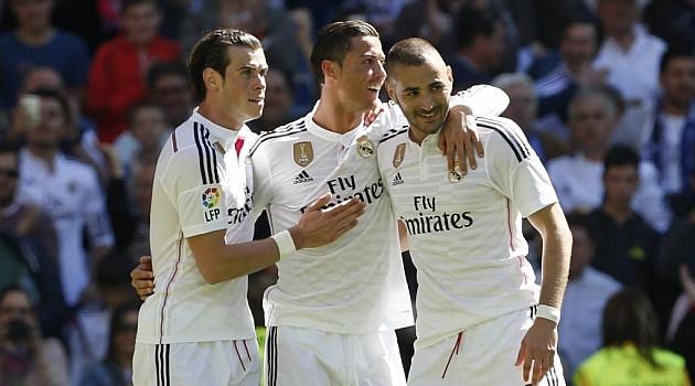 足球转会季,足球夕阳下